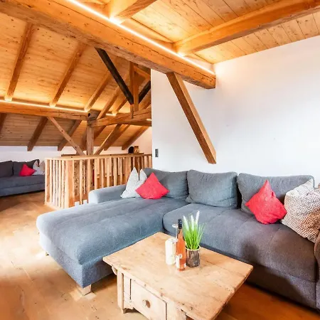Spacious With Sauna Casa vacanze *
