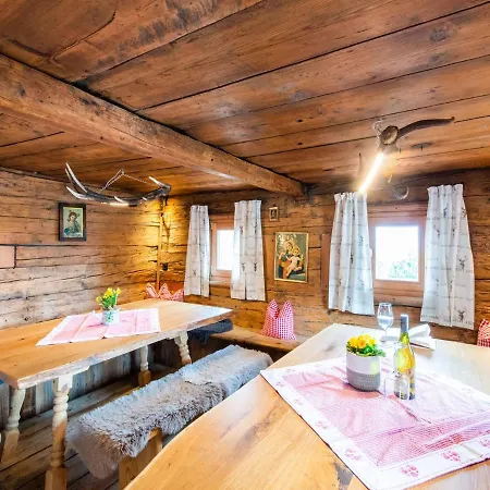 Spacious With Sauna Fuegenberg